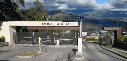 MONTE ABRUZZO en Ecuador
